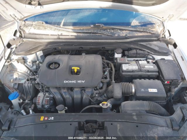 5NPD84LF9JH226284 Hyundai ELANTRA SEL