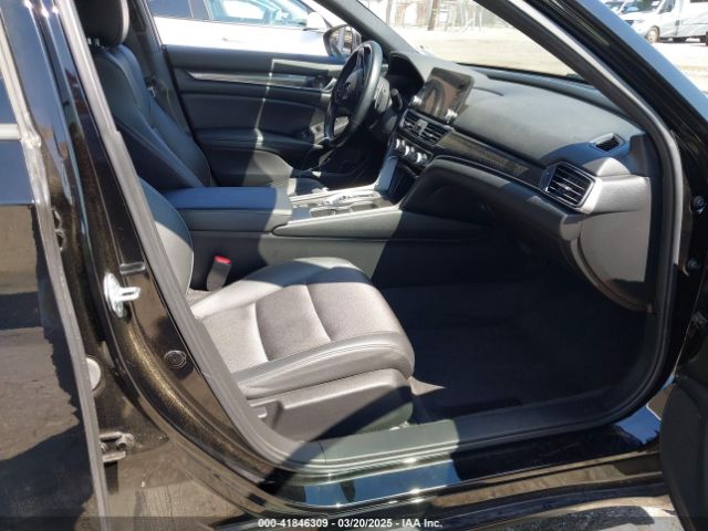 1HGCV3F20NA010670 Honda Accord Hybrid Sport