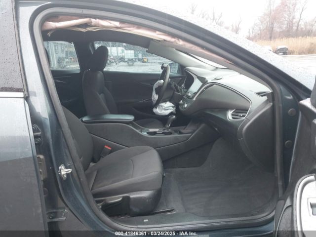 1G1ZB5ST4KF176256 Chevrolet Malibu 1ls