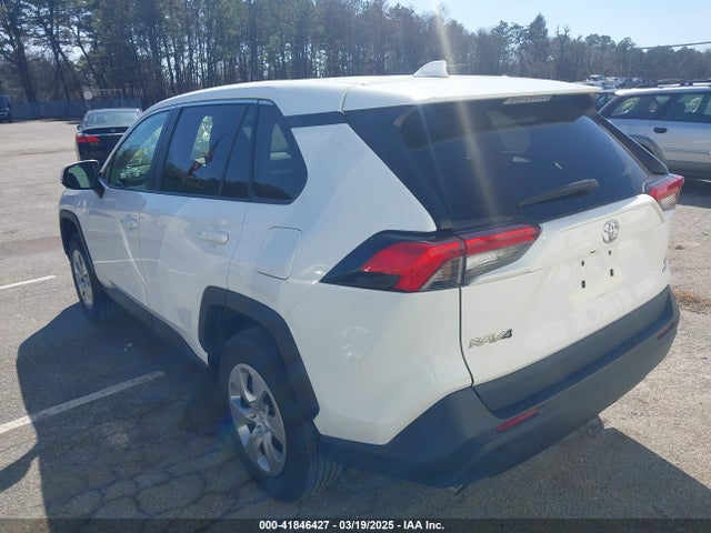 Toyota RAV4 LE 2022 2T3G1RFV0NW308484 Image 3