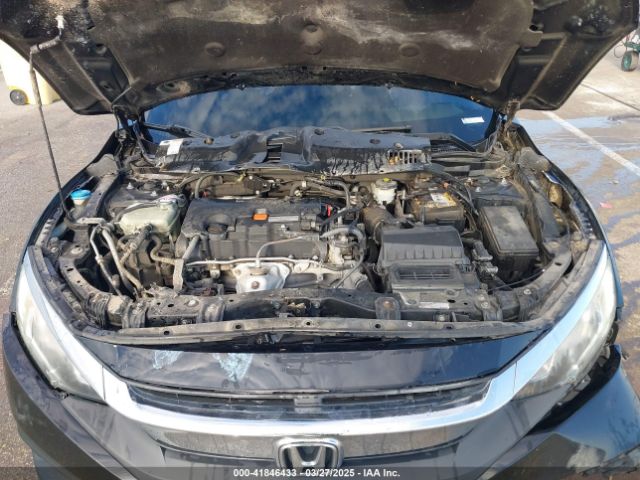 19XFC2F52JE020629 Honda Civic Lx