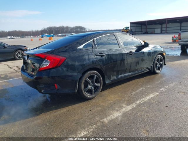 19XFC2F52JE020629 Honda Civic Lx