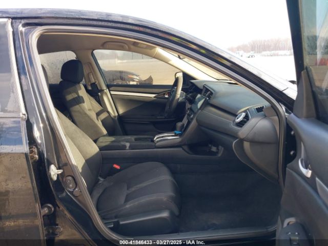 19XFC2F52JE020629 Honda Civic Lx