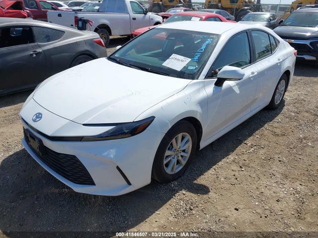 Toyota CAMRY LE 2025 4T1DAACK1SU033775 Image 2