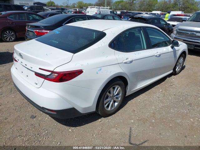 Toyota CAMRY LE 2025 4T1DAACK1SU033775 Image 4