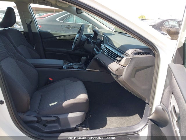 Toyota CAMRY LE 2025 4T1DAACK1SU033775 Image 5