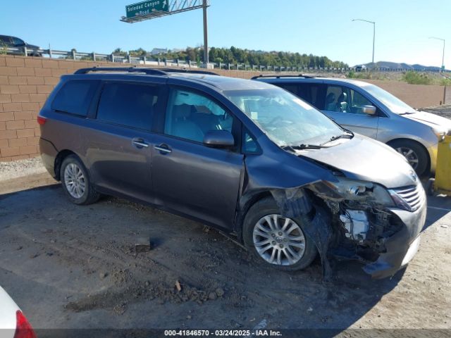 5TDYZ3DC0HS836849 Toyota Sienna Xle 8 Passenger