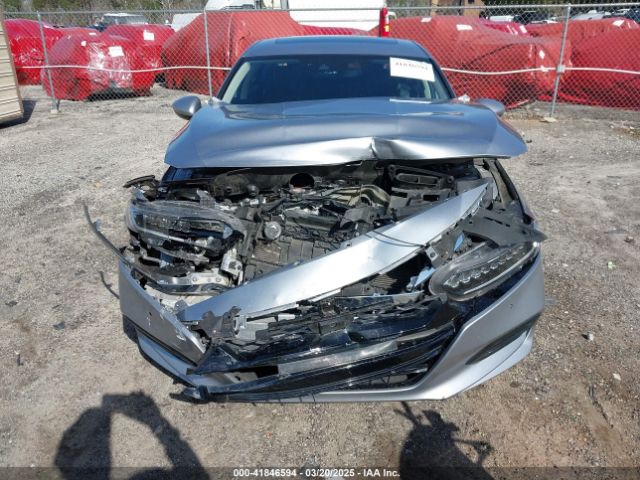1HGCV2F91KA006422 Honda Accord Touring 2.0t