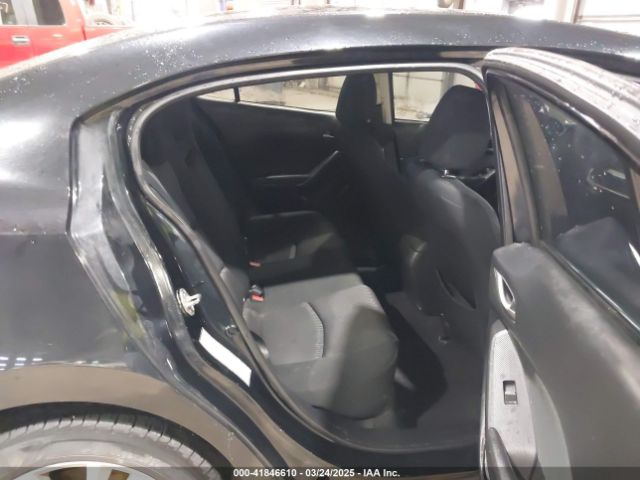JM1BM1U74G1294081 Mazda Mazda3 I Sport