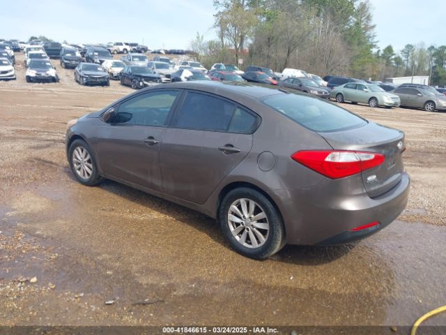 KNAFX4A61E5200795 KIA FORTE LX