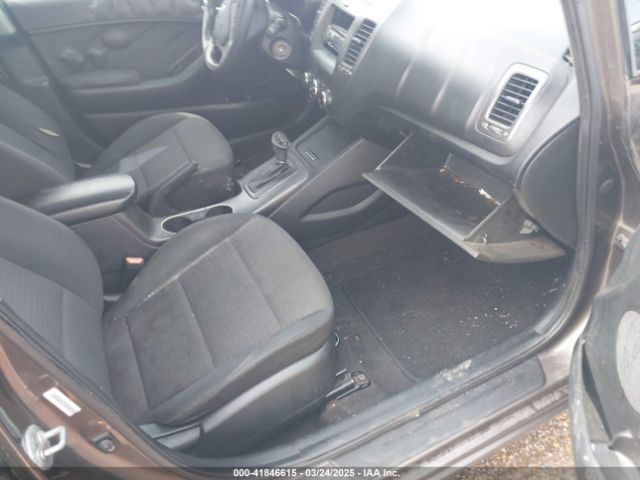 KNAFX4A61E5200795 KIA FORTE LX