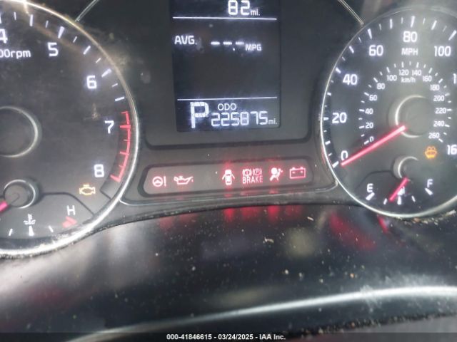 KNAFX4A61E5200795 KIA FORTE LX