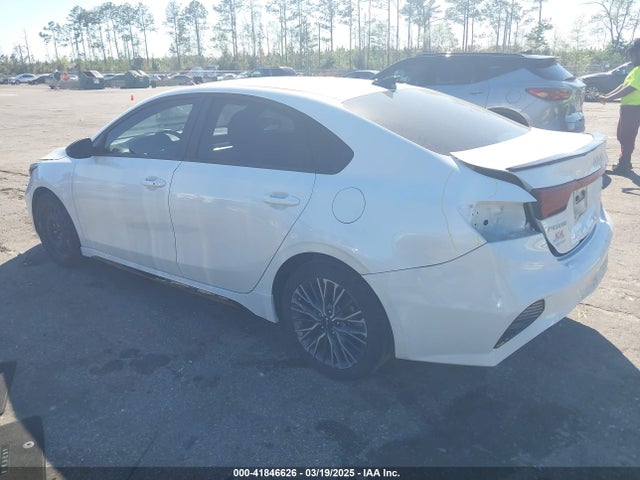 3KPF54AD0PE673778 KIA Forte Gt-line