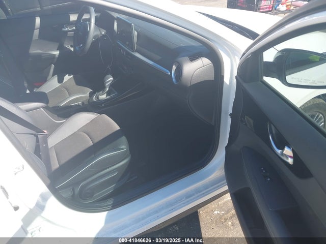 3KPF54AD0PE673778 KIA Forte Gt-line