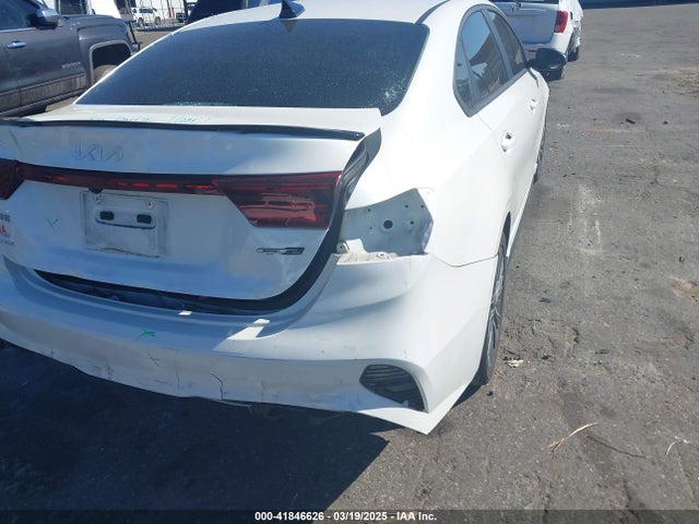 3KPF54AD0PE673778 KIA Forte Gt-line