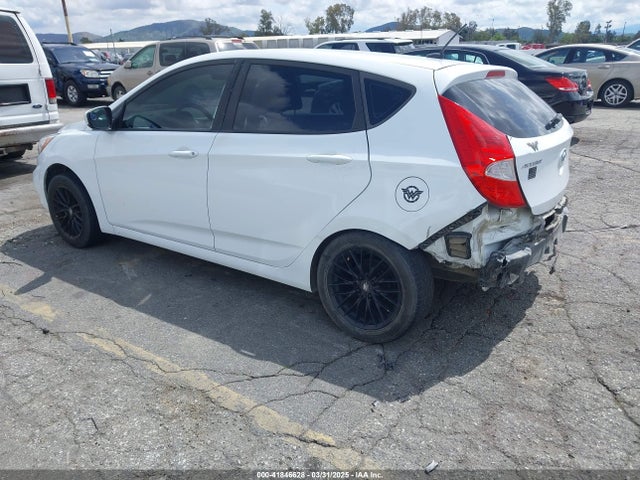 KMHCT5AE1HU343041 Hyundai ACCENT SE