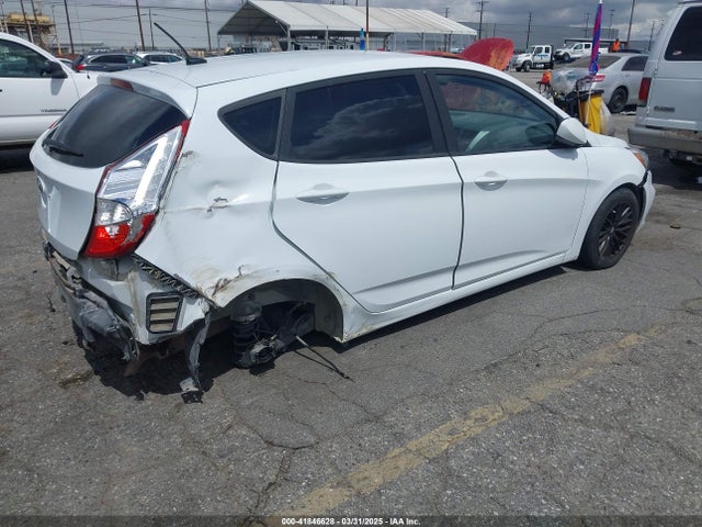 KMHCT5AE1HU343041 Hyundai ACCENT SE