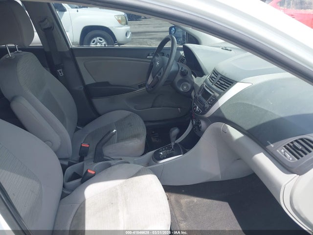 KMHCT5AE1HU343041 Hyundai ACCENT SE