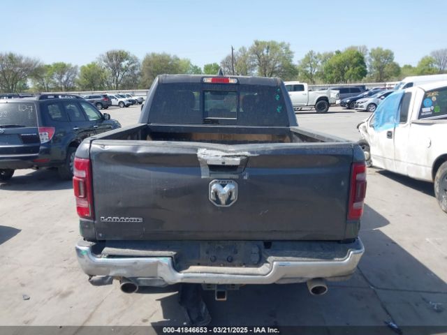 1C6RREJT1NN393446 RAM 1500 Laramie  4x2 5'7 Box