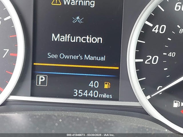 3N1AB7AP3KY380708 Nissan SENTRA SV