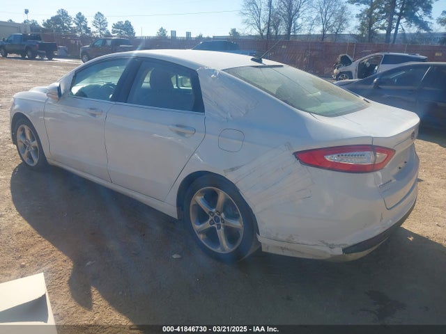 3FA6P0H7XGR211021 Ford FUSION SE