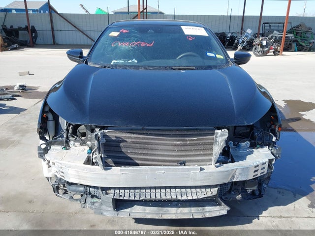 SHHFK7H37KU228365 Honda Civic Lx