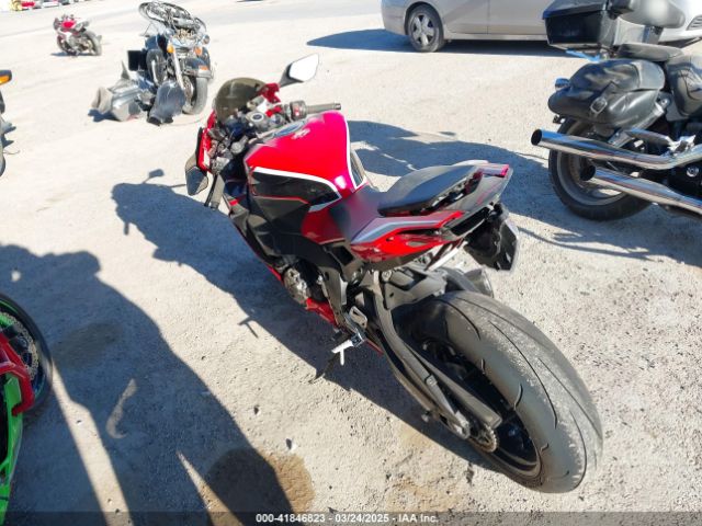 2017 HONDA CBR1000 JH2SC7704HK000542 Photo 2