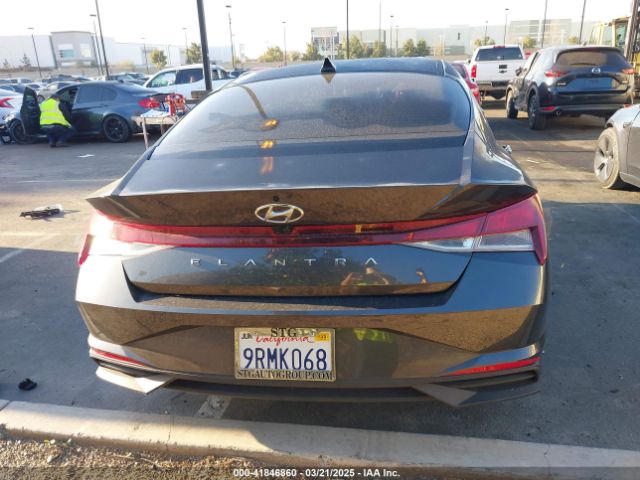 5NPLS4AG2MH005073 Hyundai ELANTRA SEL
