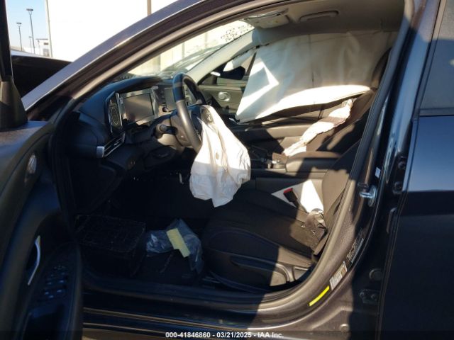5NPLS4AG2MH005073 Hyundai ELANTRA SEL