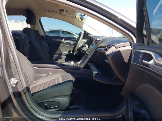 Ford FUSION SE 2018 3FA6P0HD4JR149788 Image 5
