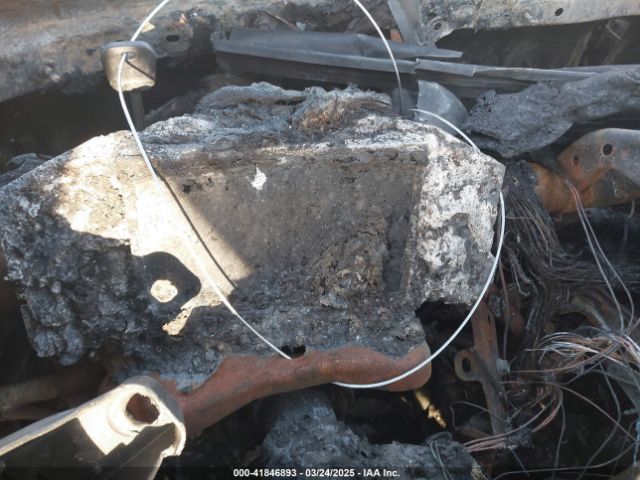 2T3P1RFV9PW380450 Toyota Rav4 Xle
