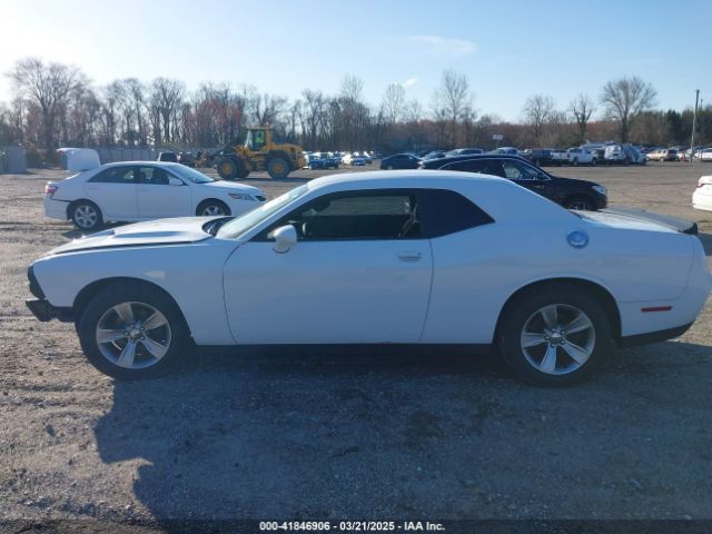 2C3CDZAG4GH336746 Dodge Challenger Sxt