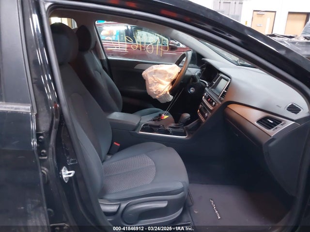 5NPE24AF6KH741494 Hyundai SONATA SE