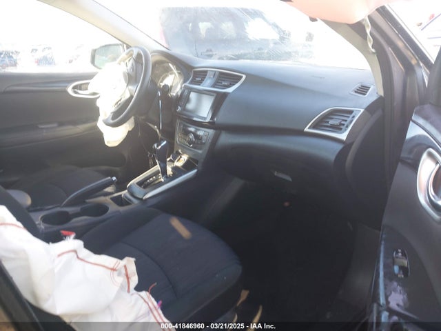3N1AB7APXKY325415 Nissan SENTRA SV