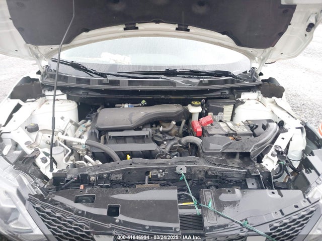 JN1BJ1CR2HW108265 Nissan Rogue Sport S