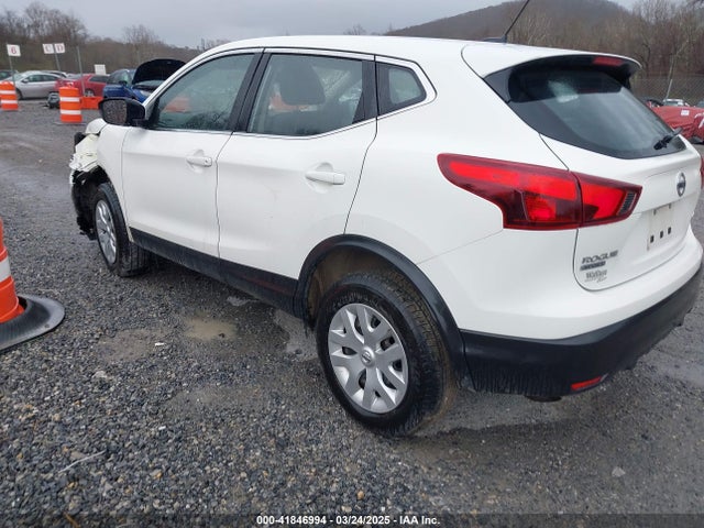 JN1BJ1CR2HW108265 Nissan Rogue Sport S