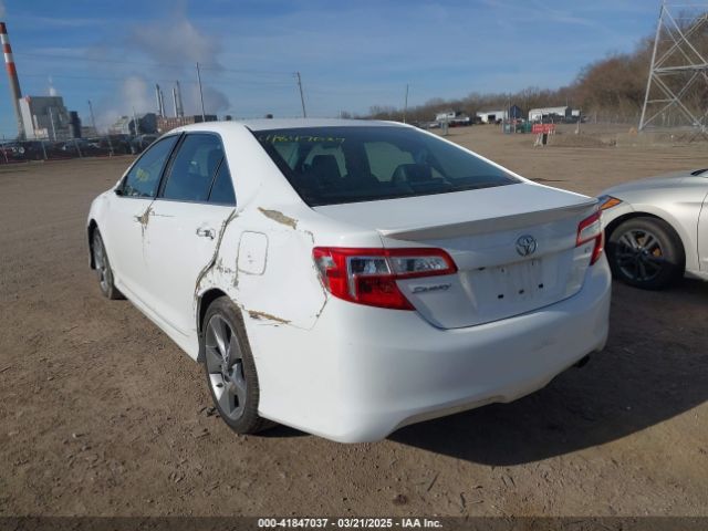 4T1BF1FK0EU837400 Toyota Camry Se Sport