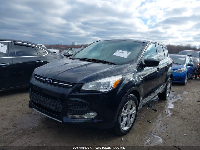 1FMCU0GX5FUA90327 Ford ESCAPE SE
