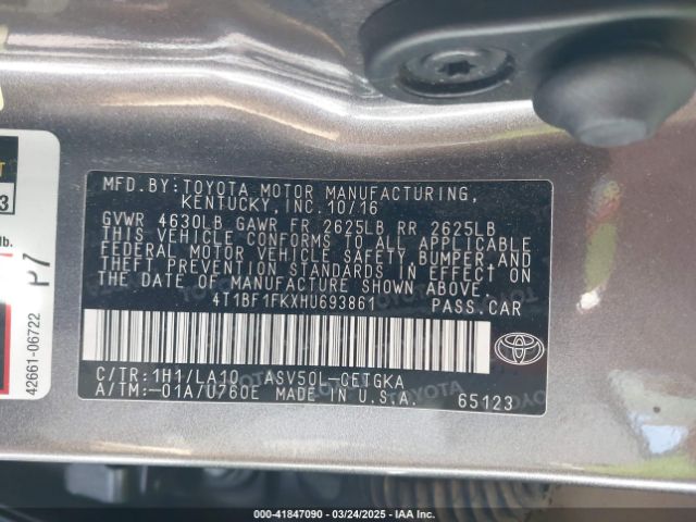 4T1BF1FKXHU693861 Toyota CAMRY XLE