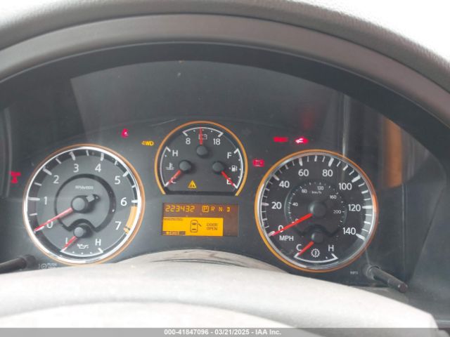 2015 NISSAN ARMADA 5N1BA0NE0FN617772 Photo 6