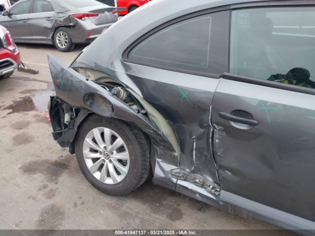 3VWFP7AT8EM604453 Volkswagen Beetle 2.5l Entry