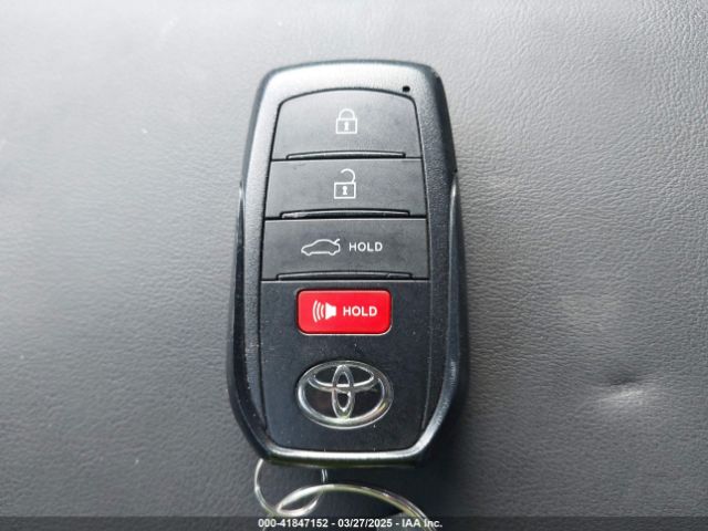 JTDAAAAF3R3030244 Toyota Crown Limited