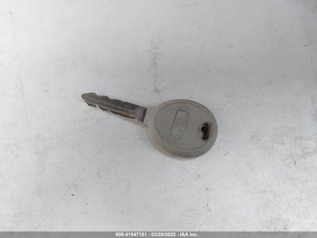 41847181 :رقم المزاد ، 1B3ES56C95D136384 vin ، 2005 Dodge Neon Sxt مزاد بيع