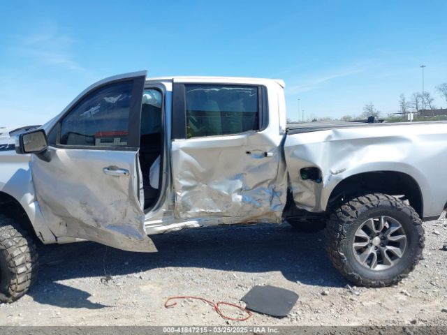 3GCUYDET0MG321252 Chevrolet Silverado 1500 4wd  Short Bed Lt