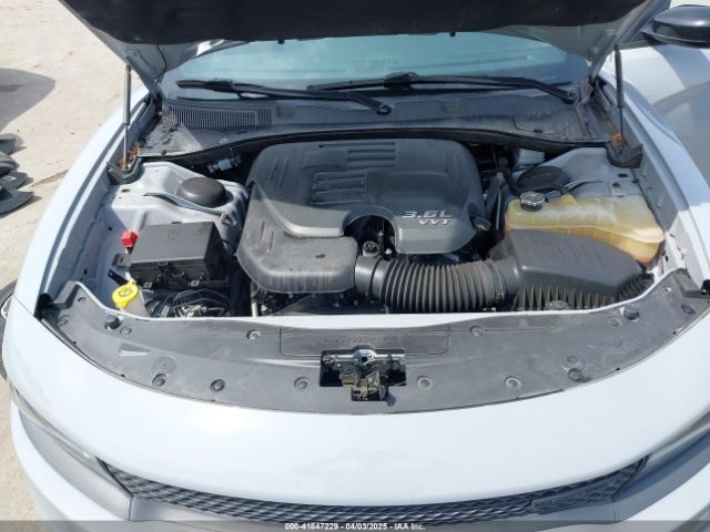2C3CDXHG3MH668389 Dodge Charger Gt Rwd