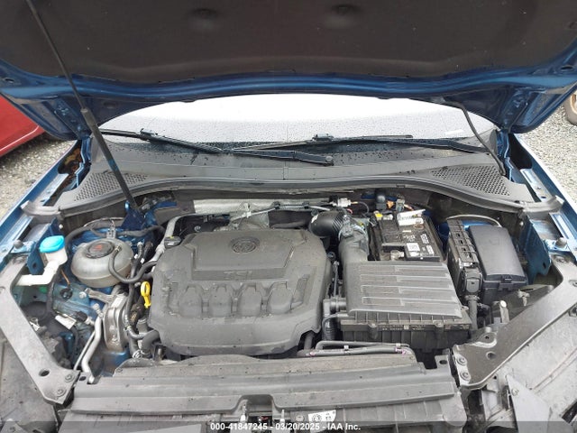 3VV2B7AX4JM218532 Volkswagen Tiguan 2.0t Se/2.0t Sel