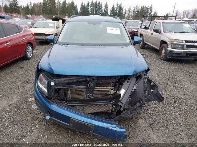 3VV2B7AX4JM218532 Volkswagen Tiguan 2.0t Se/2.0t Sel