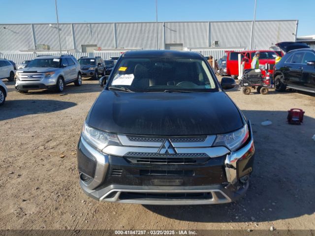 JA4AZ3A39KZ051123 Mitsubishi Outlander Se