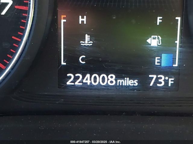 JA4AZ3A39KZ051123 Mitsubishi Outlander Se
