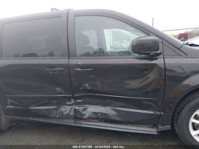 2C4RDGCG3GR262172 Dodge Grand Caravan Sxt